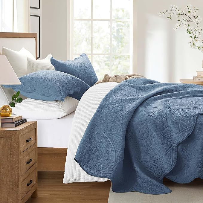 IR Imperial Rooms 8 Pack Quilt King Size Bedding (106" x 96") - Bulk Wholesale for Hotels, Guest Bedroom & Airbnbs - Lightweight Microfiber Reversible Floral Embossed Quilts Bedspreads (Light Blue)