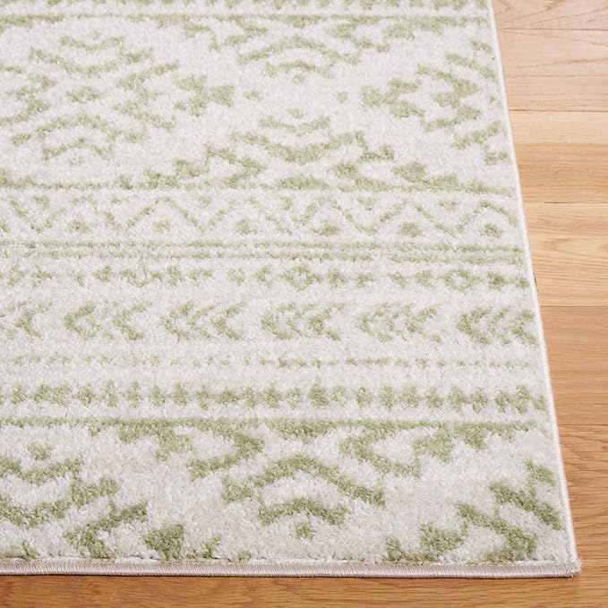 SAFAVIEH Area Rug 3x5 - Tulum Collection - Ivory & Sage, Moroccan Boho Tribal Design, Non-Shedding & Easy to Clean, Ideal for Entryway, Foyer, Accent Space, Bedroom (TUL272H)