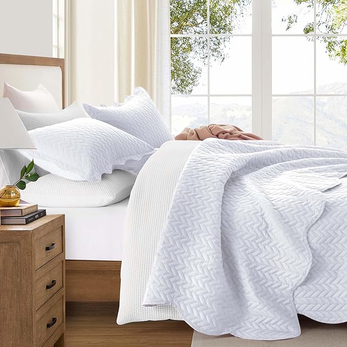 IR Imperial Rooms California King Quilt Bedding Set Size (118"x106") + 2 Pillow Shams (20" x 36"+ 2") - 3 Pcs All Season Reversible Microfiber Coverlet Embossed Quilt Bedspread (White)