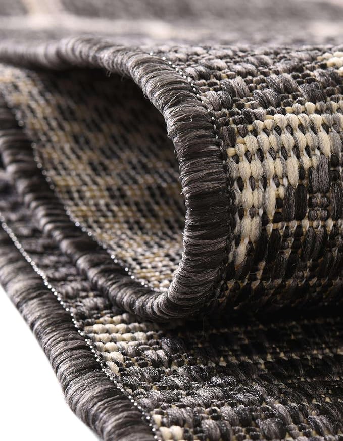 Unique Loom Outdoor Trellis Collection Area Rug (3' 1" x 6' 1" Hearth Black/Ivory)
