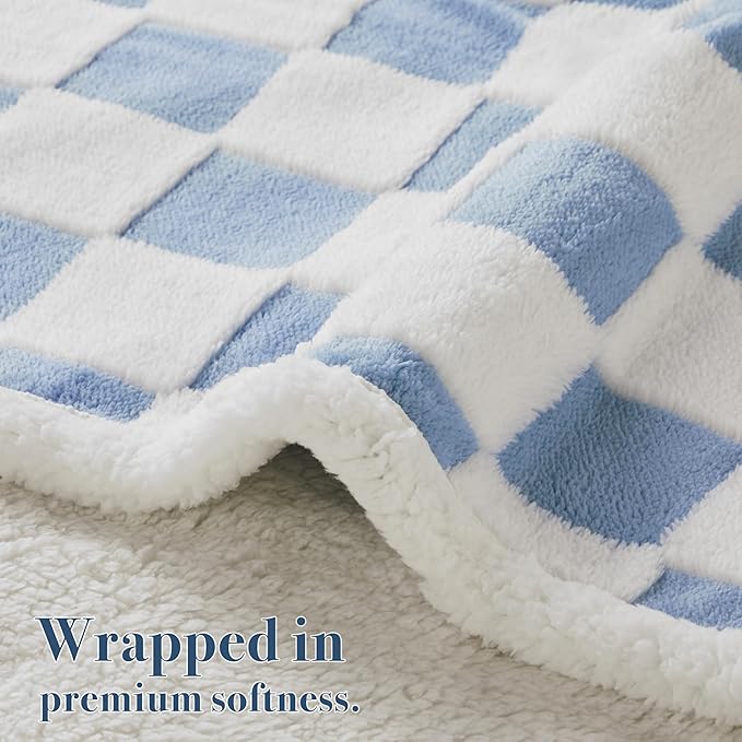 Checkered Dog Blanket, Blue Jacquard Sherpa Blankets for Small Dog and Cats, Cute Aesthetic Style Fluffy Fleece Pets Blanket for Couch Protection Washable, 30"x40"