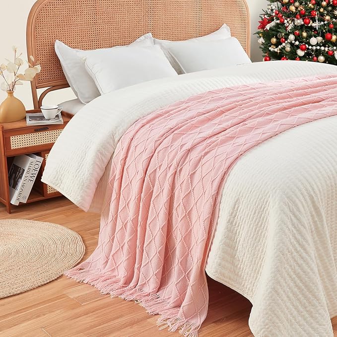 inhand ChristmasThrow Blankets for Couch, Gifts for Women Cozy Home Decor Knit Blanket, Pink Lightweight Decorative Blankets and Throws, Farmhouse Warm Woven Blanket for Men and Women, 60"x80"