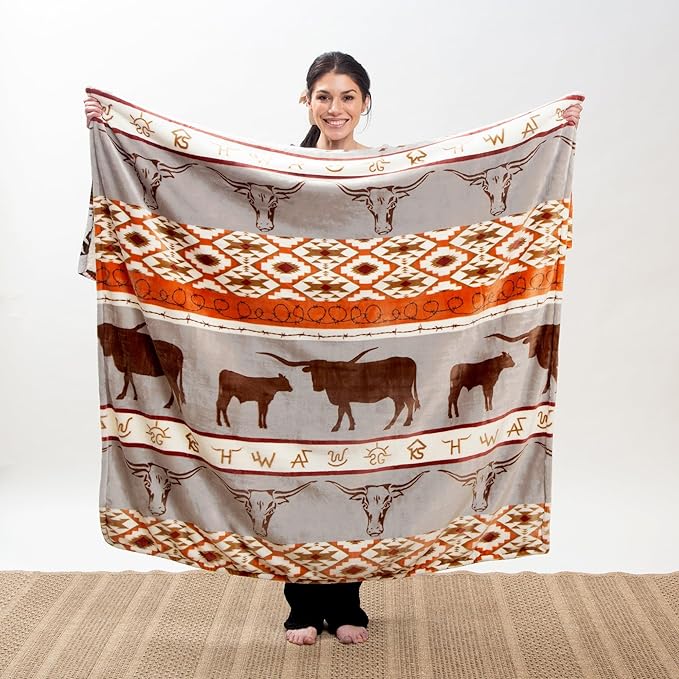 CARSTENS, INC. Ultra Premium Super Soft Plush Sherpa Fleece Oversized Throw Blanket 54" x 68", Longhorn