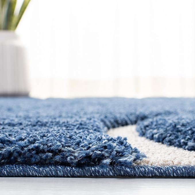 SAFAVIEH Florida Shag Collection Area Rug - 4' Square, Navy & Ivory, Non-Shedding & Easy Cleaning, Plush Thick Pile, Ideal for Living Room, Bedroom, Dining Space (SG471-6512)