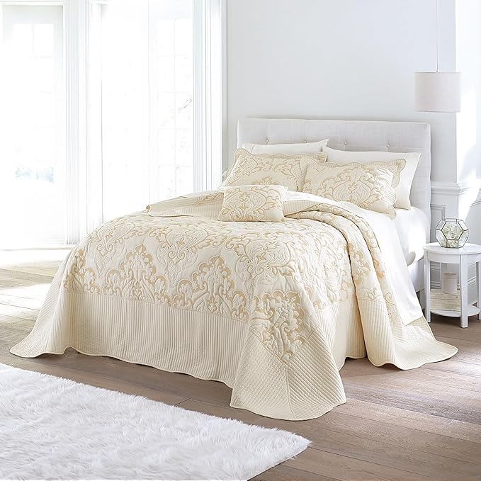 BrylaneHome Bedding Lightweight All Season Modern Amelia Quilted Damask Oversized Ultra Soft Bedspread - Full, Ivory