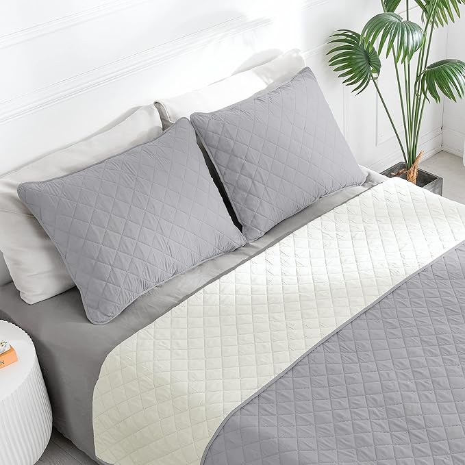 Easy-Going Twin Size Reversible Quilt Set with 1 Quilt and 1 Pillow Shams, Soft Bed Quilt Cover, Water Resistant Lightweight Microfiber Bedspread, Stain Resistant, Light Gray/Ivory