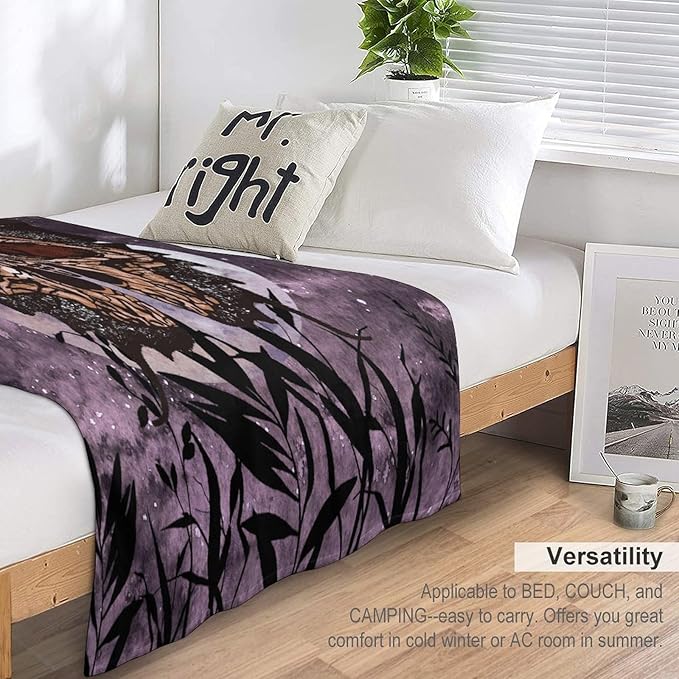Death Moth Blanket, Boho Gothic Skull Moth Purple Starry Plant Full Moon Mysterious Witchy Throw Blanket for Couch Sofa Office Bed Travelling Bed Throws, 30"x40"