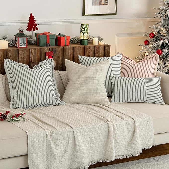 MIULEE Pack of 2 Christmas Red Pillow Covers 20x20 Inch Striped Farmhouse Couch Throw Pillow Covers with Fringe Chic Linen Decorative Cushion Covers for Sofa Living Room Bed Outdoor Home Decor