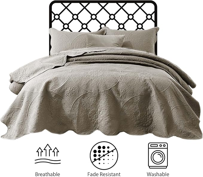 IR Imperial Rooms 10 Pack Twin Quilt Bedding Set (68" x 86") - Bulk Wholesale for Hotels, Guest Bedroom & Airbnbs - Lightweight Microfiber Reversible Floral Embossed Quilts Bedspreads (Beige)