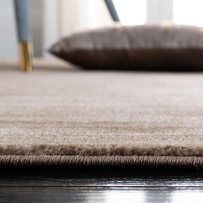 SAFAVIEH Vision Collection Runner Rug - 2'2" x 18', Light Brown, Modern Ombre Design, Non-Shedding & Easy to Clean, Ideal for Foyer, Hallway, Bedroom (VSN606C)