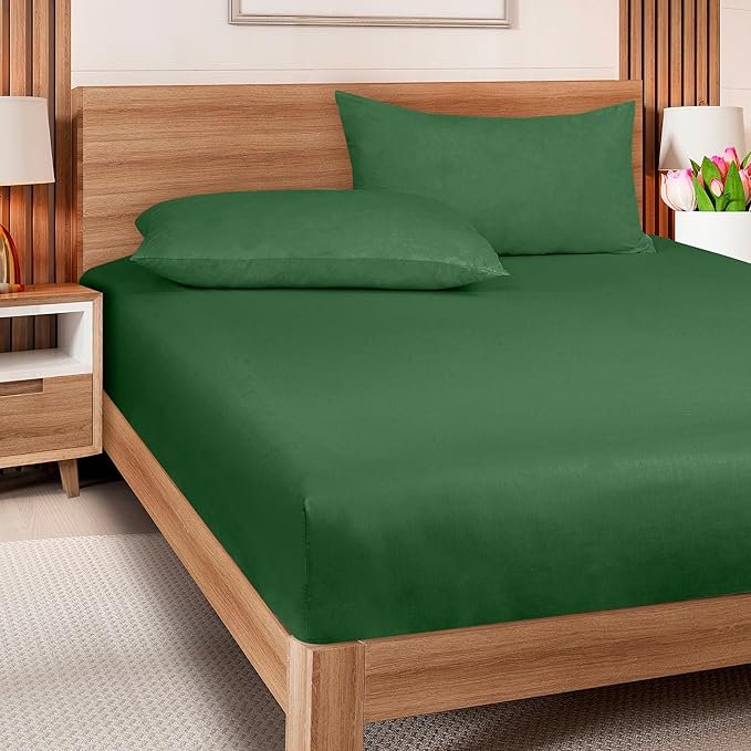 ROYALE LINENS 300 Thread Count 100% Long Staple Combed Cotton Fitted Sheet Twin - Super Soft Deep Pocket Bottom Sheet - Fitted Sheets Only - Elastic Sheets (Twin, Hunter Green)