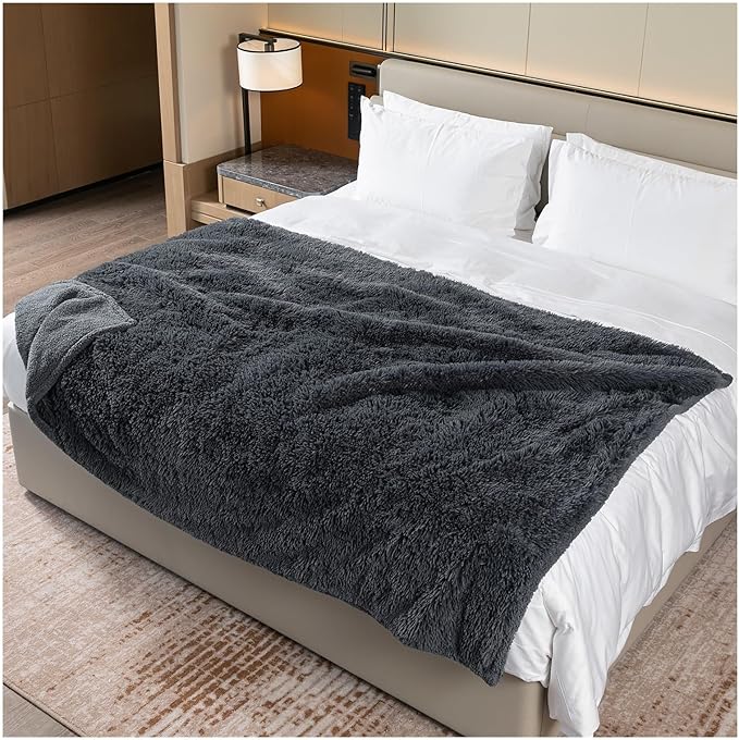 Waterproof Dog Calming Blanket Gray Pet Throw Blankets for Dogs Cats Fluffy Long Faux Fur Puppy Couch Cover Reversible Love Bed Mat Washable(Gray,S-40x28in)