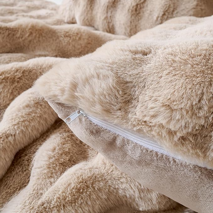 Faux Fur Decorative Throw Pillow Cover Plush Thick Bubble Pillow Covers Luxury Soft Cozy Accent Pillowcase for Spring Sofa Living Room Couch Bed (Khaki,12"x20")