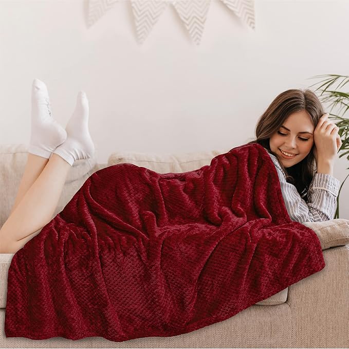 PAVILIA Maroon Red Throw Blanket for Couch, Twin Bed, Soft Fleece Throws for Sofa Chair, Fuzzy Waffle Textured Blanket, Cozy Warm Lightweight All Season Blanket Throw, 60x80