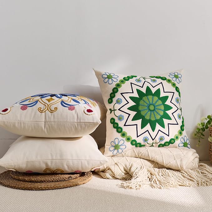 Embroidered Throw Pillow Cover 18x18 Christmas Boho Floral Pattern Pillows Cover Outdoor Decorative Pillowcase,Durable Cozy Textured Cushion Case for Sofa Couch Bed Living Room,Green