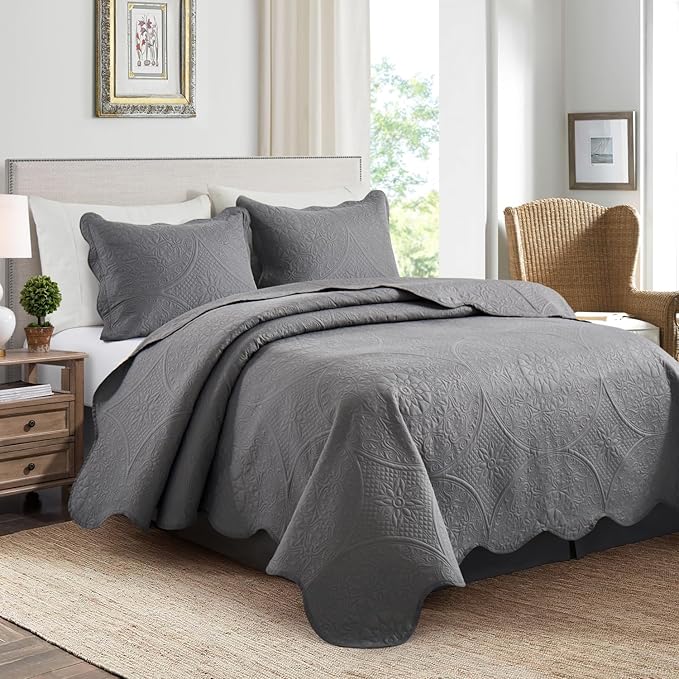 IR Imperial Rooms Queen Quilt Bedding Set Size (90" x 96") + 2 Pillow Shams (20" x 26"+ 2") - 3 Pcs All Season Lightweight Reversible Microfiber Coverlet Floral Embossed Quilt Bedspread (Grey)