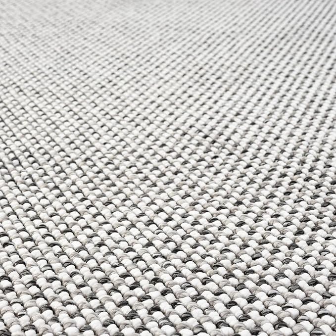 LUXE WEAVERS Solid Machine Woven White Dark Gray 8x10 Area Rug, Indoor Stain-Resistant Carpet