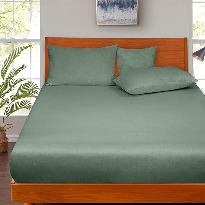 ROYALE LINENS 300 Thread Count 100% Long Staple Combed Cotton Fitted Sheet Queen - Super Soft Deep Pocket Bottom Sheet - Fitted Sheets Only - Elastic Sheets (Queen, Sage Green)