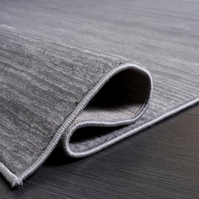 SAFAVIEH Vision Collection Area Rug - 4' Square, Silver, Modern Ombre Design, Non-Shedding & Easy to Clean, Ideal for Living Room, Bedroom, Dining Space (VSN606G)
