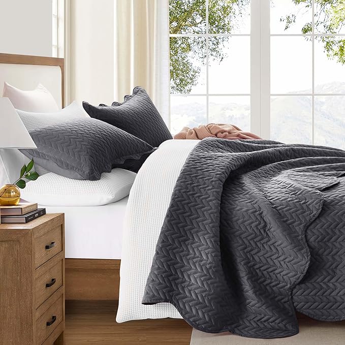 IR Imperial Rooms 8 Pack California King Quilt Bedding Set (118"x106") - Bulk Wholesale for Hotels, Guest Bedroom & Airbnbs - Lightweight Microfiber Reversible Embossed Quilts Bedspread (Charcoal)