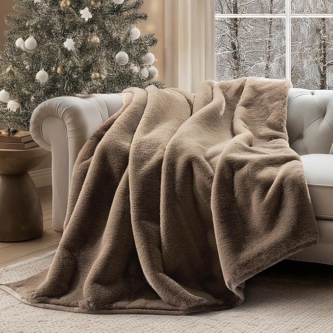 EVERGRACEHOME Ultra Soft Luxury Fluffy Mink Faux Fur Throw Blanket, Thick Warm Fall Winter Blankets for Bed, Couch, Cozy Plush Reversible Blanket for Chair, Sofa (Natural Tan, 60"x80")