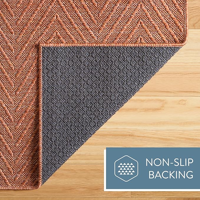 TOWN & COUNTRY BASICS Pax Herringbone Textured Solid Everwash® Washable Area Rug, Low Pile, Non-Slip Backing, Easy Clean Pet & Family Friendly Rug, Rust, 2'11"x4'11"
