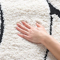 SAFAVIEH Florida Shag Collection Area Rug - 6' x 8', Ivory & Black, Non-Shedding & Easy Cleaning, Plush Thick Pile, Ideal for Living Room, Bedroom, Dining Space (SG471-1290)