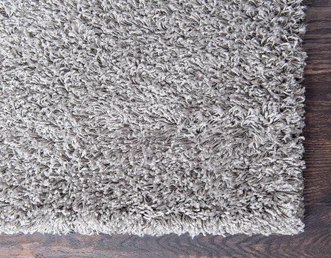 Unique Loom Solid Shag Collection Area Rug (3' 3" x 5' 3" Rectangle, Cloud Gray)