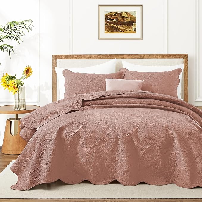 IR Imperial Rooms 8 Pack Quilt King Size Bedding (106" x 96") - Bulk Wholesale for Hotels, Guest Bedroom & Airbnbs - Lightweight Microfiber Reversible Floral Embossed Quilts Bedspreads (Peach)