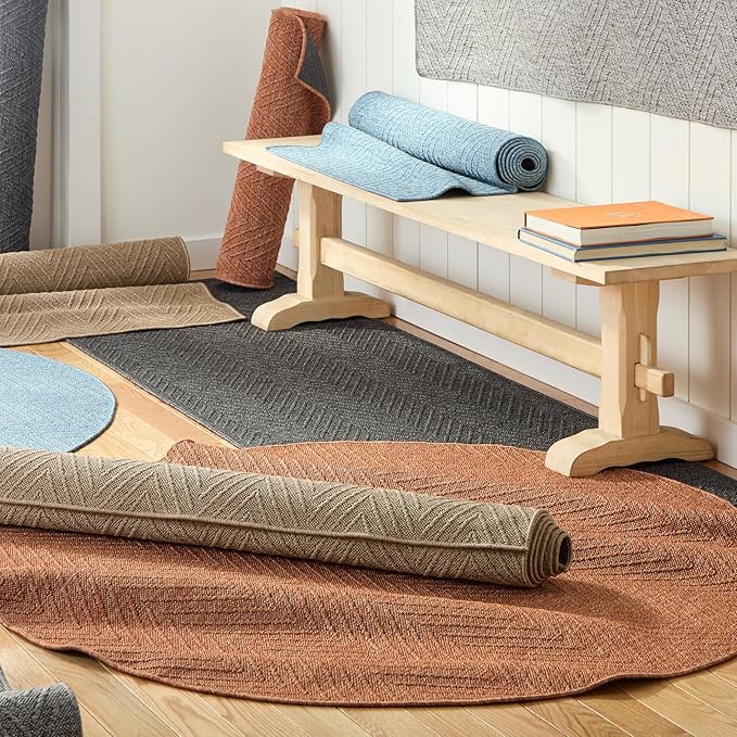 TOWN & COUNTRY BASICS Pax Herringbone Textured Solid Everwash® Washable Area Rug, Low Pile, Non-Slip Backing, Easy Clean Pet & Family Friendly Rug, Rust, 2'11"x4'11"