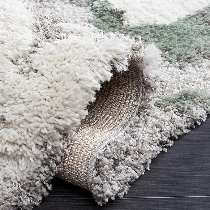 SAFAVIEH Horizon Shag Collection Accent Rug - 4' x 6', Grey & Green, Non-Shedding & Easy Care, 2.6-inch Thick Ideal for High Traffic Areas in Entryway, Living Room, Bedroom (HZN890Y)