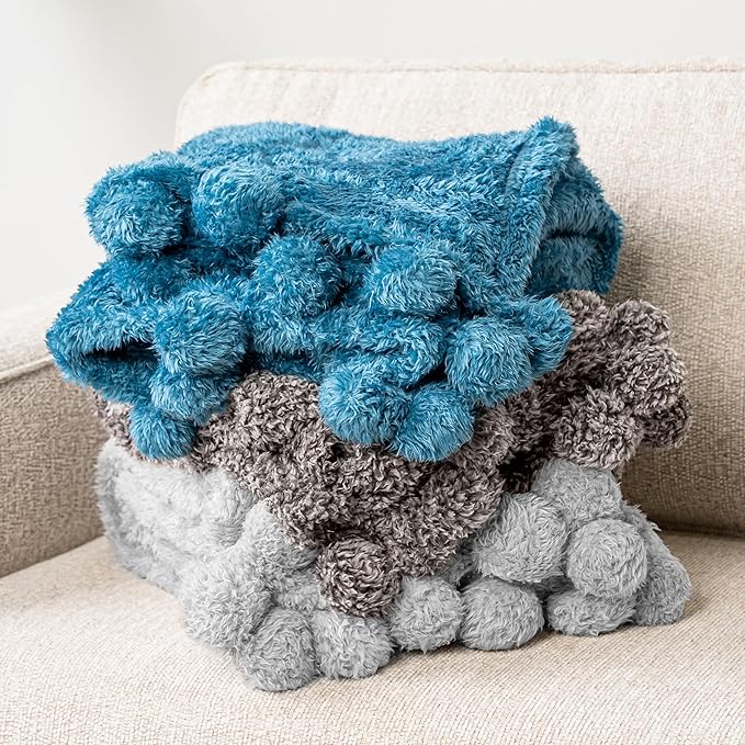 Pavilia Light Grey Sherpa Throw Blanket for Couch, Warm Plush Fuzzy Blanket Throw, Gray Sofa Throw, Lightweight Soft Cozy Fluffy Blanket with Pom Poms, Light Gray, 50x60