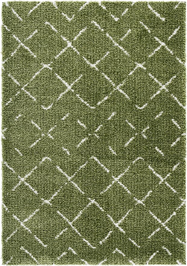 SAFAVIEH Arizona Shag Collection Area Rug - 6'7" x 9'2", Green & Ivory, Moroccan Boho Design, Non-Shedding & Easy to Clean, Ideal for Living Room, Bedroom, Dining Space (ASG743X)