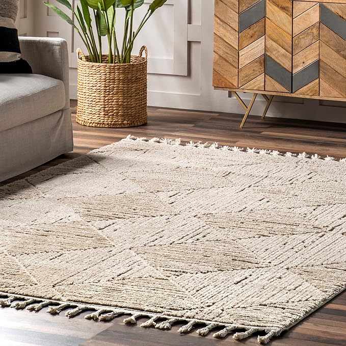 nuLOOM Kerry Beige, 7'10" x 10', Geometric, Soft and Cozy, High Traffic, Stain Resistant, Easy Clean, Durable Area Rug for Bedroom, Living Room, Dining Space, Den, Foyer, Entryway