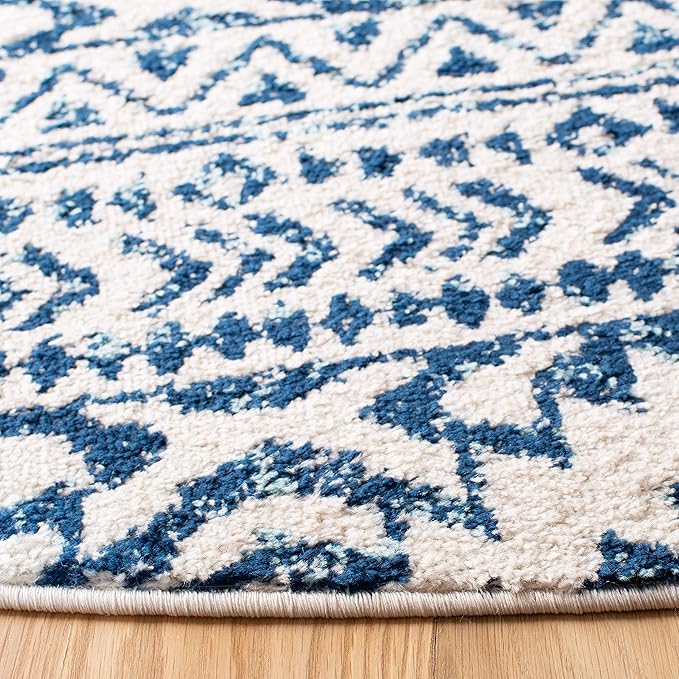 SAFAVIEH Tulum Collection Area Rug - 8' Round, Ivory & Navy, Moroccan Boho Tribal Design, Non-Shedding & Easy to Clean, Ideal for Living Room, Bedroom, Dining Space (TUL272D)