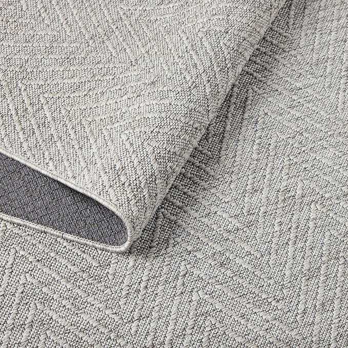 TOWN & COUNTRY BASICS Pax Herringbone Textured Solid Everwash® Washable Area Rug, Low Pile, Non-Slip Backing, Easy Clean Pet & Family Friendly Rug, Grey, 8' Round