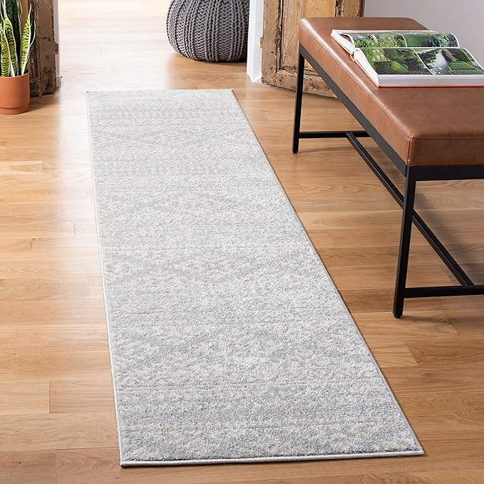 SAFAVIEH Tulum Collection Runner Rug - 2' x 7', Light Grey & Ivory, Moroccan Boho Tribal Design, Non-Shedding & Easy to Clean, Ideal for Living Room, Hallway, Foyer, Entryway, Bedroom (TUL272F)