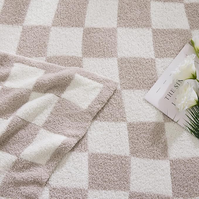 WRENSONGE Fall Checkered Throw Blanket, Taupe Soft Cozy Fluffy Warm Throw Blankets for Couch, Sofa, Chair, Bed, Camping, Picnic, Office,Travel Lightweight Bed Blanket - 50"*70"