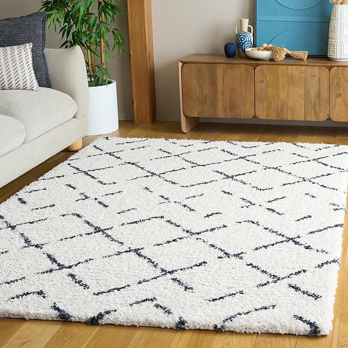 SAFAVIEH Arizona Shag Collection Area Rug - 5'1" x 7'6", Ivory & Slate, Moroccan Boho Design, Non-Shedding & Easy to Clean, Ideal for Living Room, Bedroom, Dining Space (ASG743M)