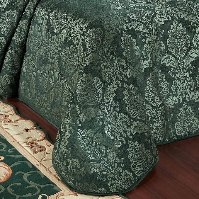 Touch of Class Camelot Luxury Bedding | Emerald Green | Matte Satin Damask on Textured Jacquard-Woven Chenille 6 Piece Set Includes Cal King Quilted Bedspread, 2 King Shams & 3 Decorative Pillows