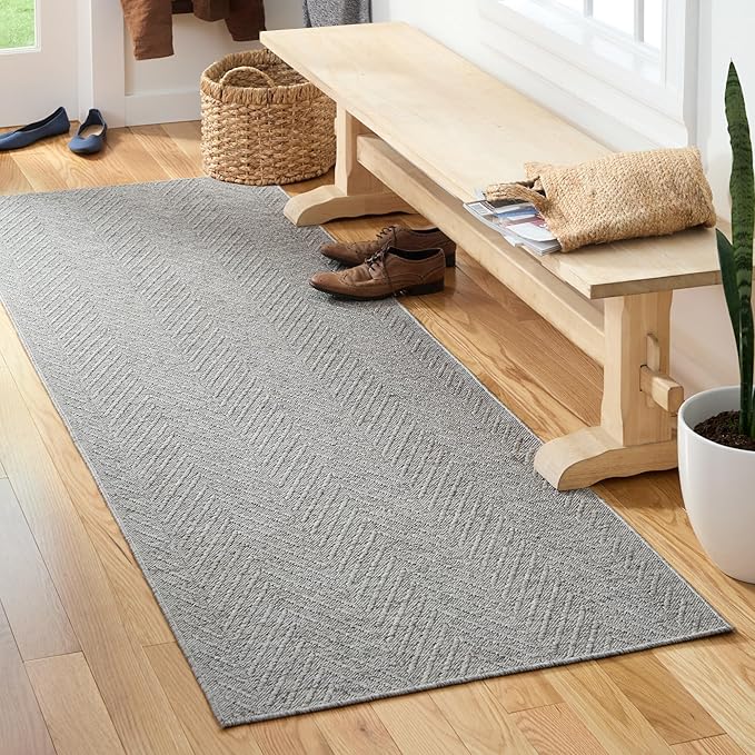 TOWN & COUNTRY BASICS Pax Herringbone Textured Solid Everwash® Washable Area Rug, Low Pile, Non-Slip Backing, Easy Clean Pet & Family Friendly Rug, Grey, 2'5"x5'11"