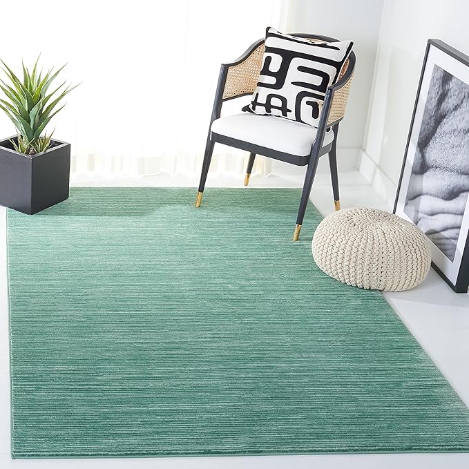 SAFAVIEH Vision Collection Area Rug - 5' Square, Light Green, Modern Ombre Design, Non-Shedding & Easy to Clean, Ideal for Living Room, Bedroom, Dining Space (VSN606X)