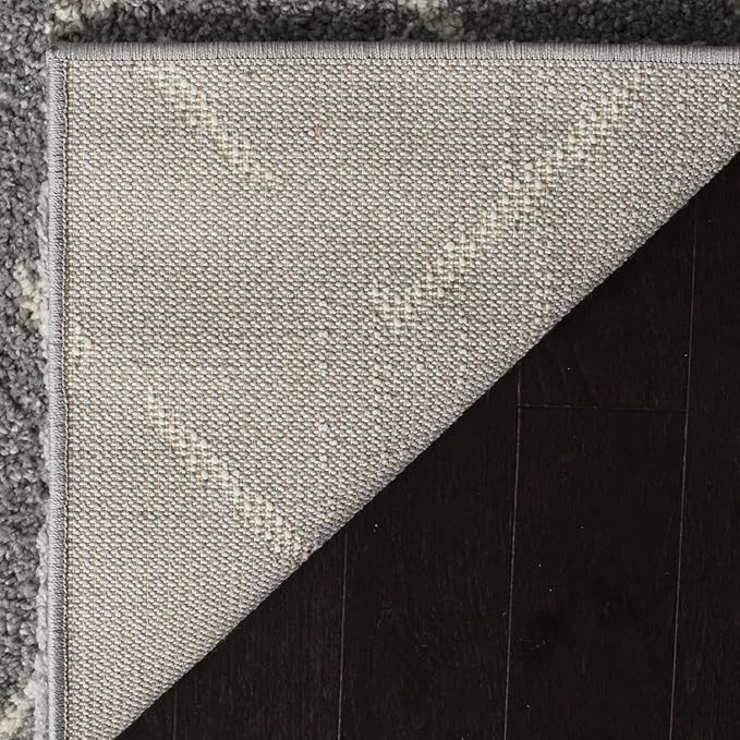 SAFAVIEH Arizona Shag Collection Area Rug - 3'2" x 5', Grey & Ivory, Moroccan Design, Non-Shedding & Easy to Clean, Ideal for Living Room, Bedroom, Dining Space (ASG743D)