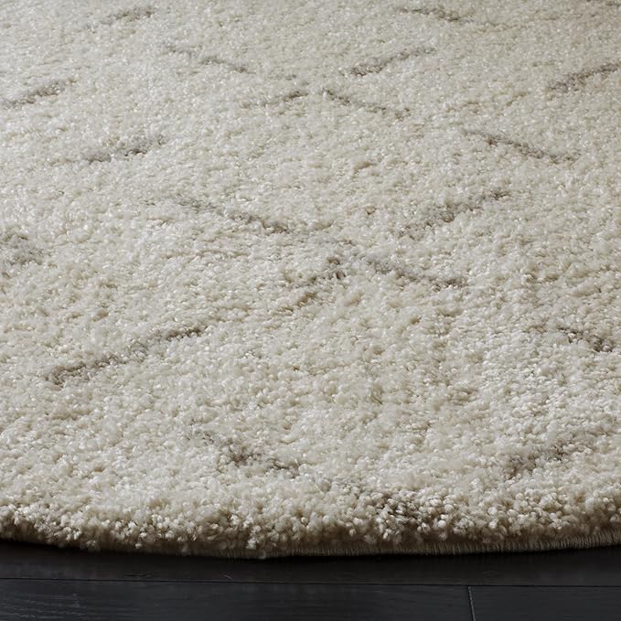 SAFAVIEH Arizona Shag Collection Area Rug - 10' Round, Ivory & Beige, Moroccan Boho Design, Non-Shedding & Easy to Clean, Ideal for Living Room, Bedroom, Dining Space (ASG743A)