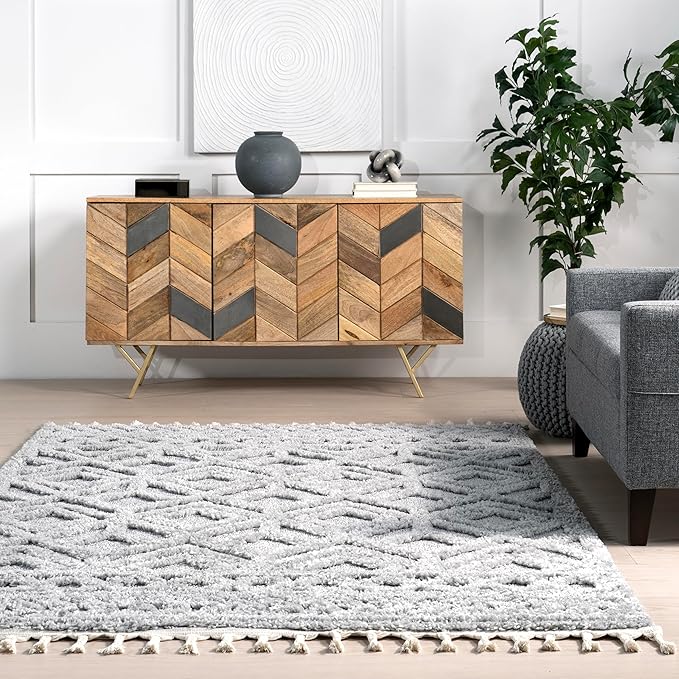 nuLOOM Akia Lattice High/Low Tassel Clearance Area Rug, 4x6, Light Grey