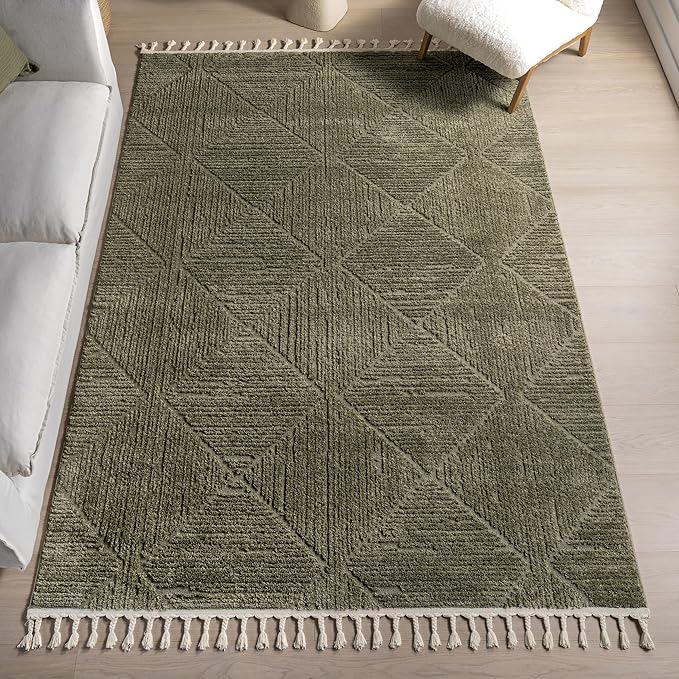 nuLOOM Kerry Green, 7'10" x 10', Geometric, Soft and Cozy, High Traffic, Stain Resistant, Easy Clean, Durable Area Rug for Bedroom, Living Room, Dining Space, Den, Foyer, Entryway