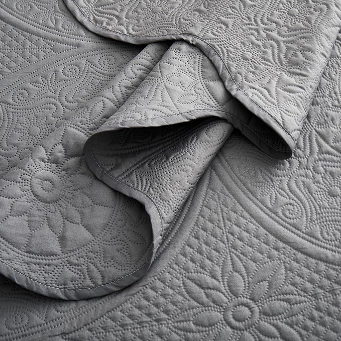 IR Imperial Rooms Twin Quilt Bedding Set Size (68” x 86”) + 1 Pillow Shams (20” x 26” + 2”) - 2 Pcs All Season Lightweight Reversible Microfiber Coverlet Floral Embossed Quilt Bedspread (Grey)