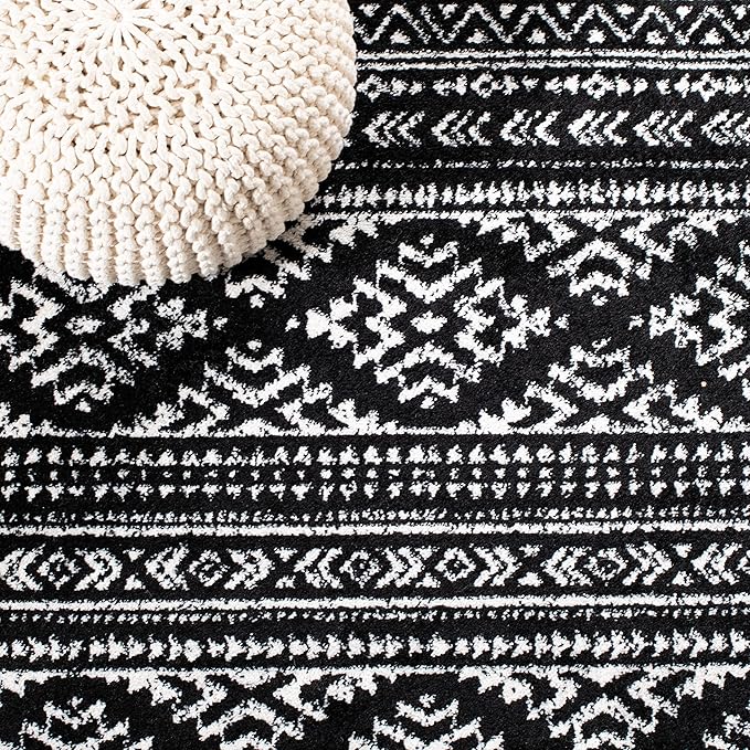 SAFAVIEH Tulum Collection Area Rug - 6'7" Square, Black & Ivory, Moroccan Boho Tribal Design, Non-Shedding & Easy to Clean, Ideal for Living Room, Bedroom, Dining Space (TUL272Z)