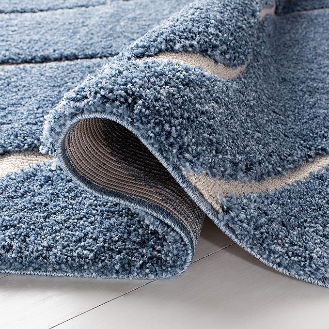 SAFAVIEH Florida Shag Collection Area Rug - 5'3" x 7'6", Light Blue & Cream, Non-Shedding & Easy Care, 1.2-inch Thick Ideal for High Traffic Areas in Living Room, Bedroom (SG471-6011)