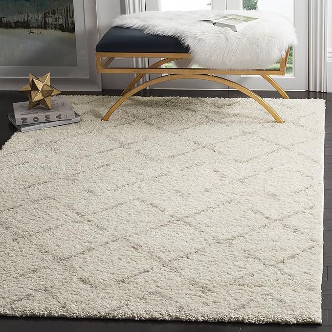 SAFAVIEH Arizona Shag Collection Area Rug - 3'2" Square, Ivory & Beige, Moroccan Boho Design, Non-Shedding & Easy to Clean, Ideal for Living Room, Bedroom, Dining Space (ASG743A)
